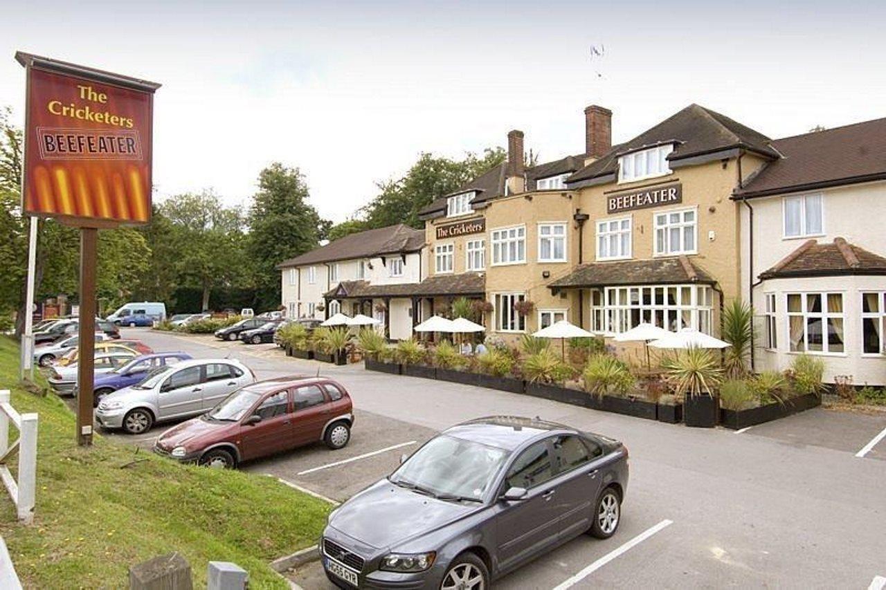 Premier Inn Premier Inn Bagshot Luaran gambar