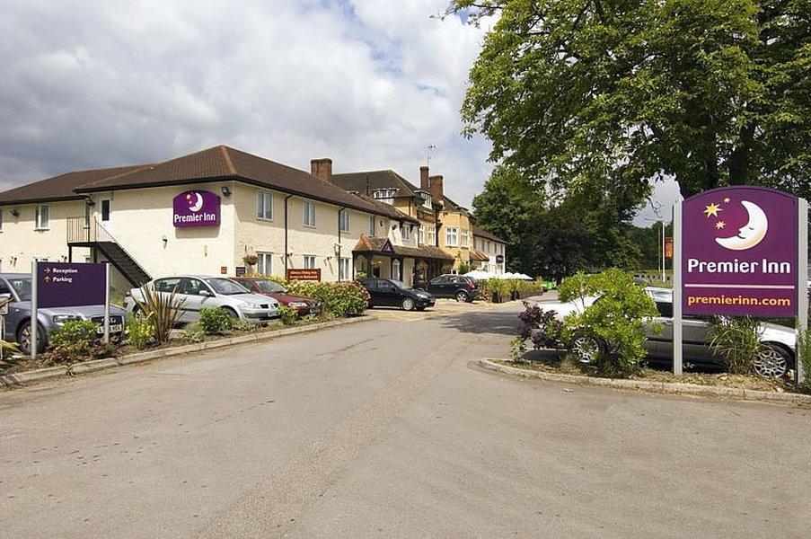 Premier Inn Premier Inn Bagshot Luaran gambar